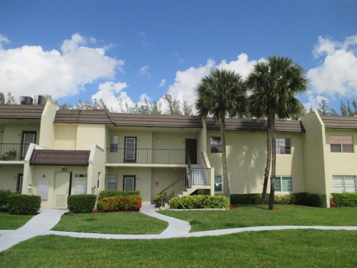 Golden Lakes Villa - 29 properties for sale, West Palm Bch,33411 FL ...